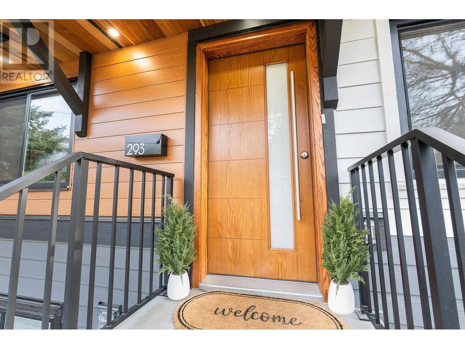 North Vancouver, BC V7N2N2,293 W WINDSOR ROAD