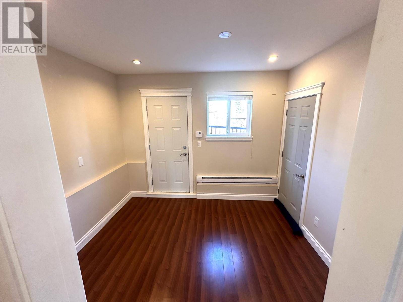 Vancouver, BC V5M2M7,31XX E 16 AVENUE