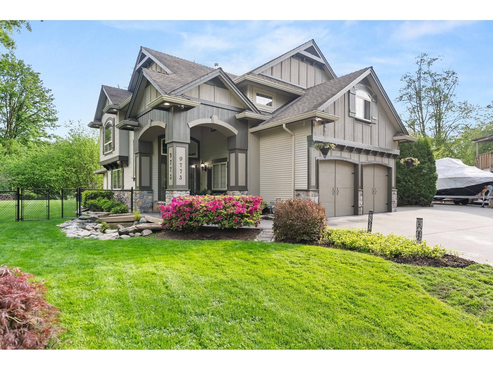 Langley, BC V1M3Y3,9773 208 STREET
