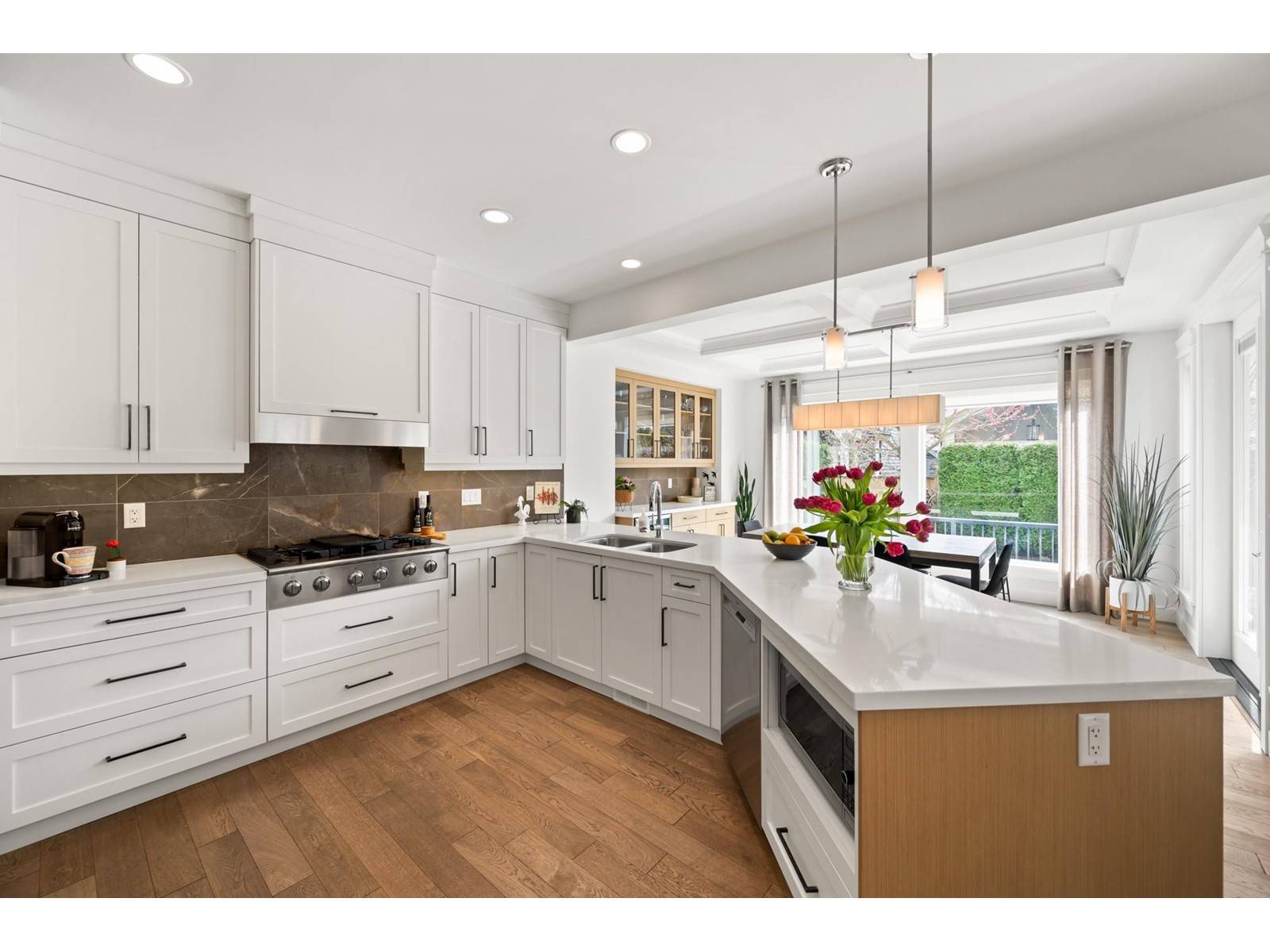 Surrey, BC V3Z0M7,16758 22A AVENUE