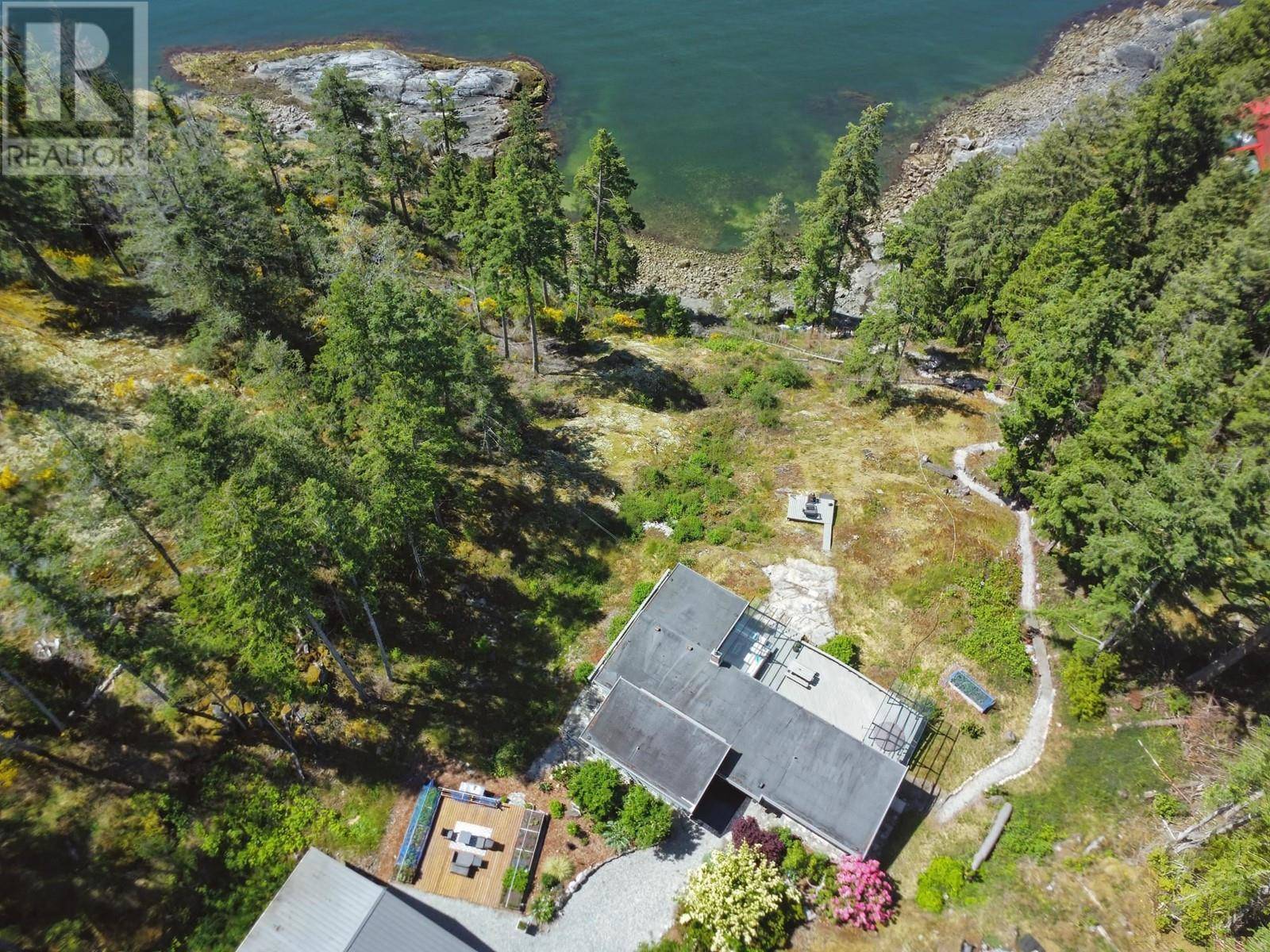Halfmoon Bay, BC V7Z1B8,10993 SUNSHINE COAST HWY #10991-