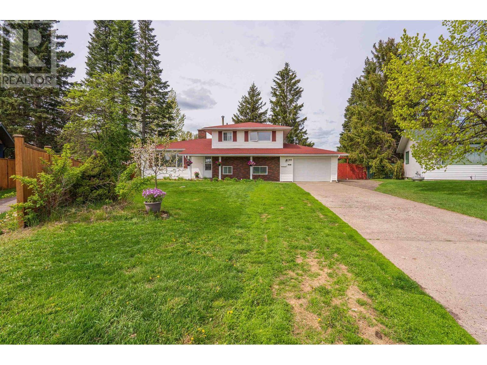 Prince George, BC V2M4W2,248 CLARK CRESCENT