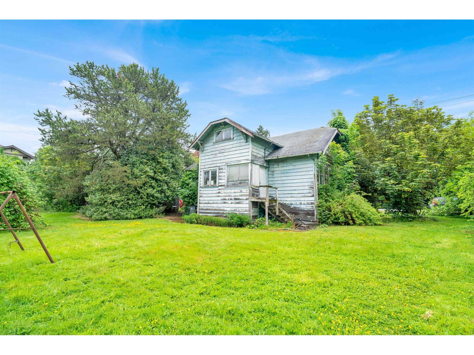 Surrey, BC V3S3L2,6565 152 STREET
