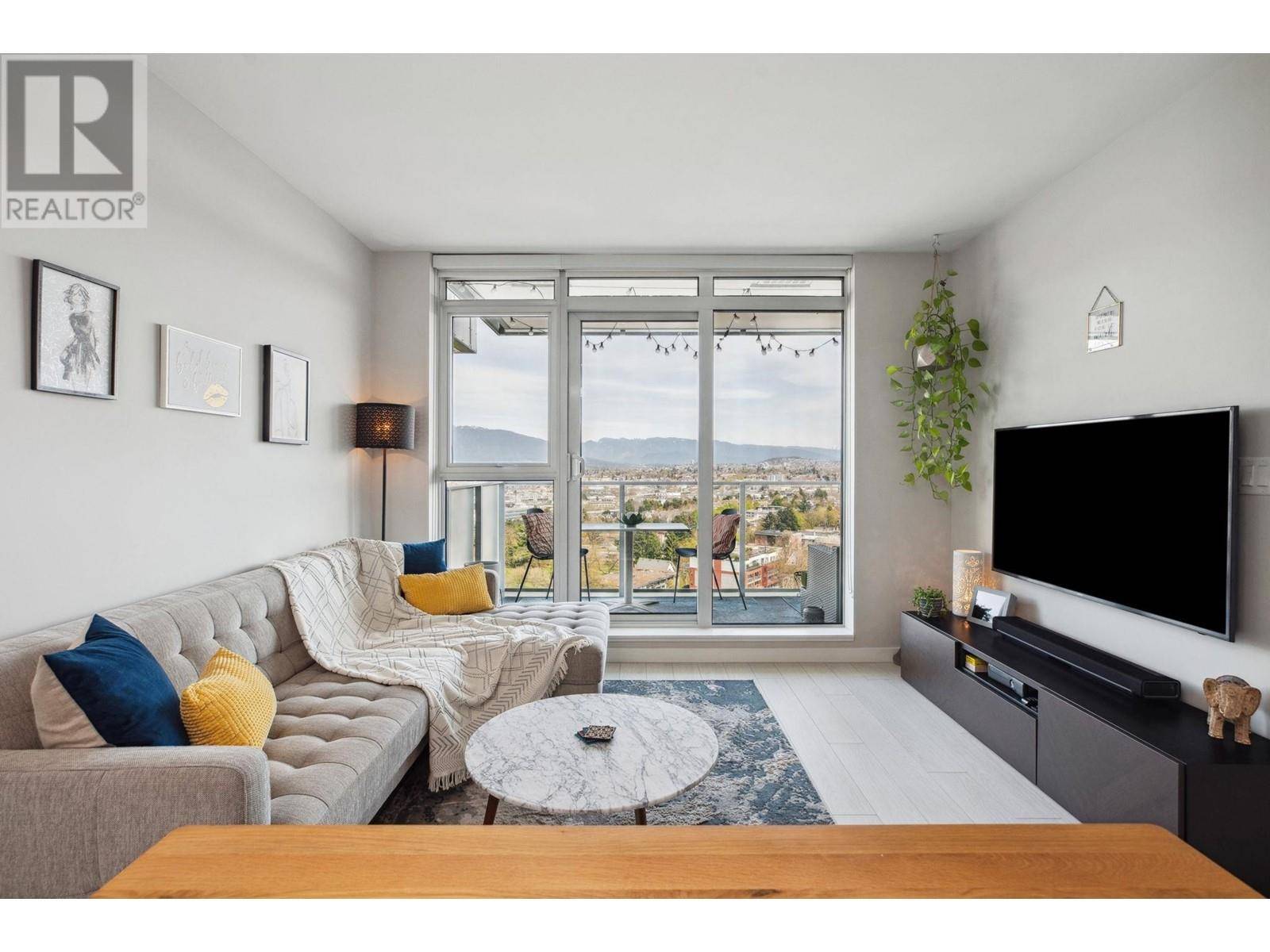 Vancouver, BC V5T0H6,285 East 10TH AVE #1804