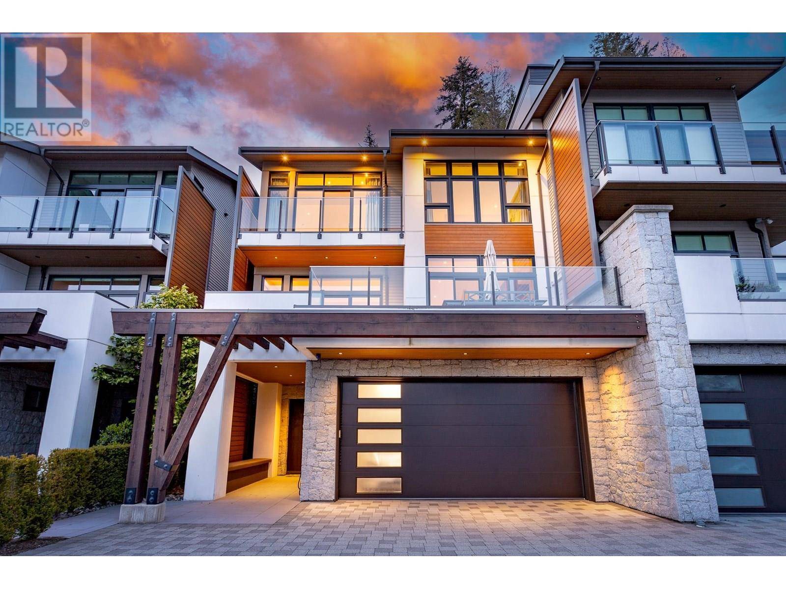 West Vancouver, BC V7S0A7,2823 CHIPPENDALE ROAD