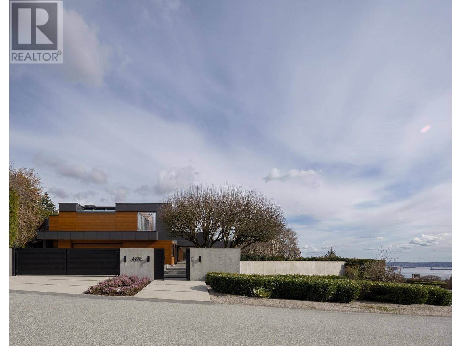 West Vancouver, BC V7W2Y4,4278 ROCKRIDGE PLACE