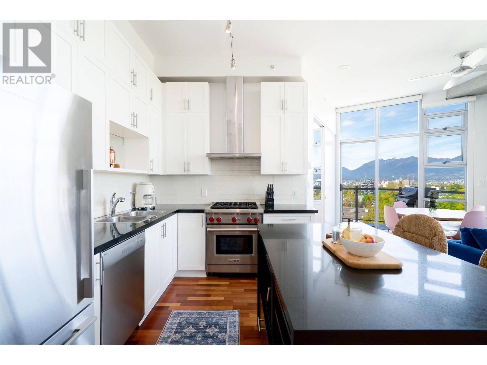 Vancouver, BC V5T4V7,2635 PRINCE EDWARD ST #607