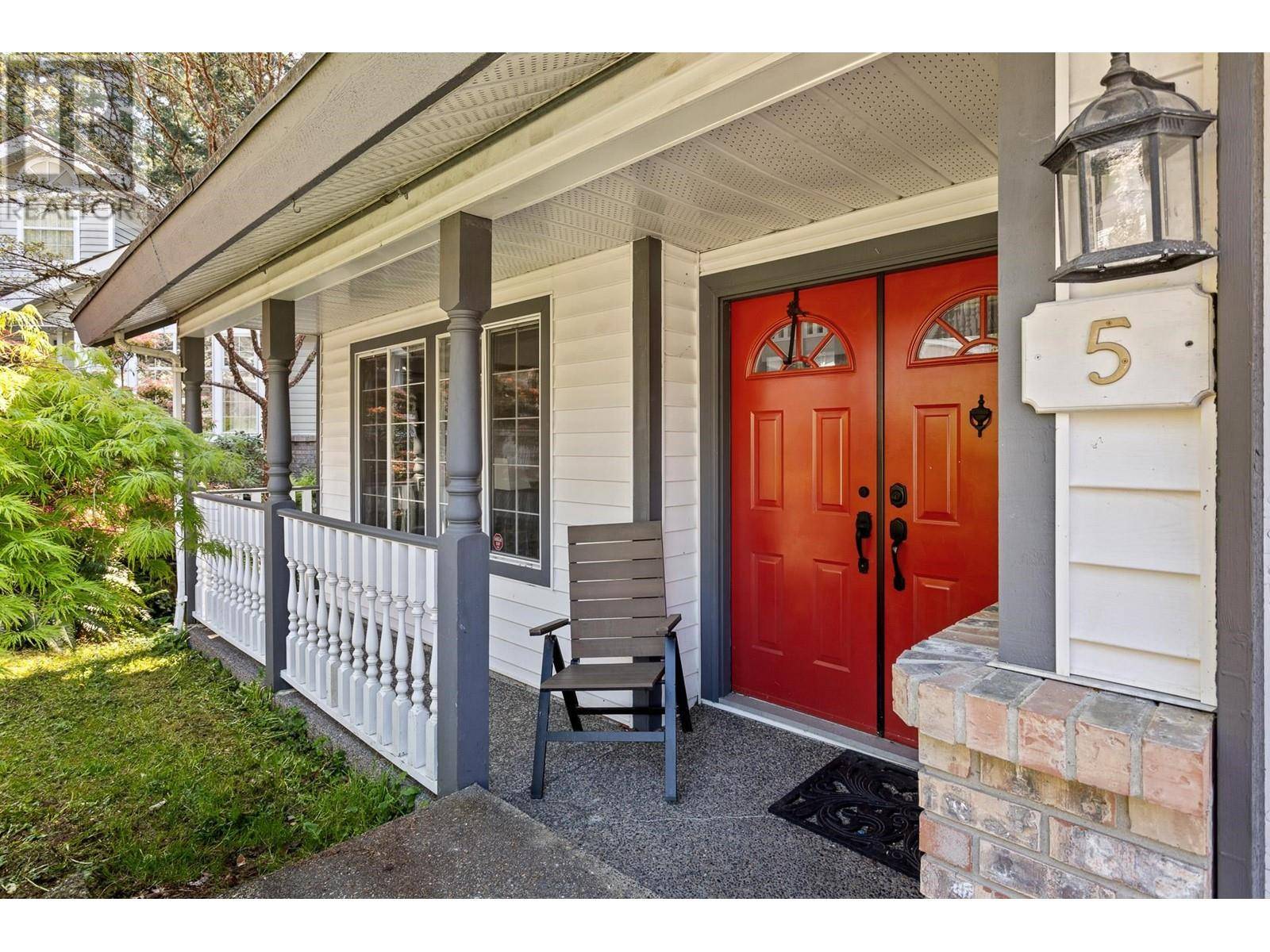 Port Moody, BC V3H4G4,5 BRACKENRIDGE PLACE