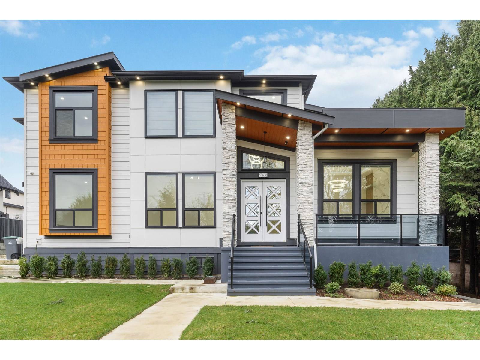 Surrey, BC V3S1E1,5468 184 STREET