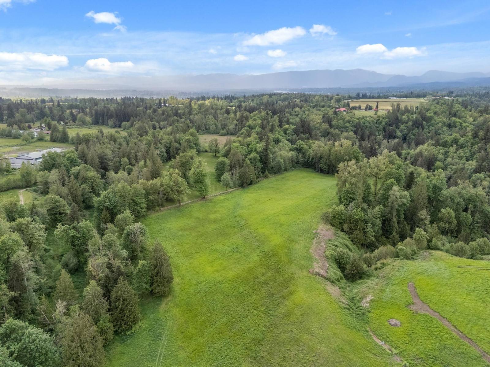 Langley, BC V4W1J1,25125 72 AVENUE