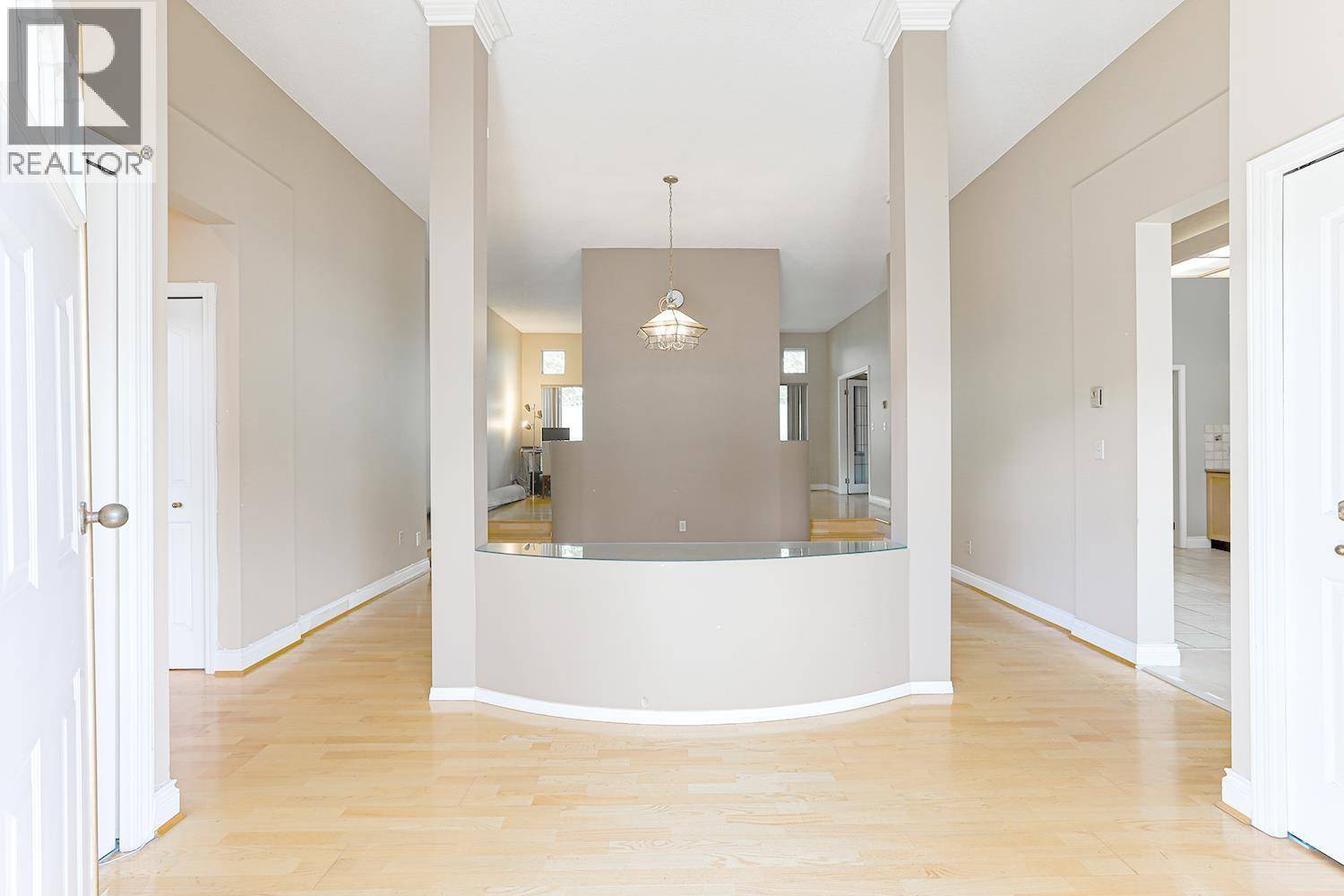 Richmond, BC V6Y3J9,7500 ABERCROMBIE DR #303