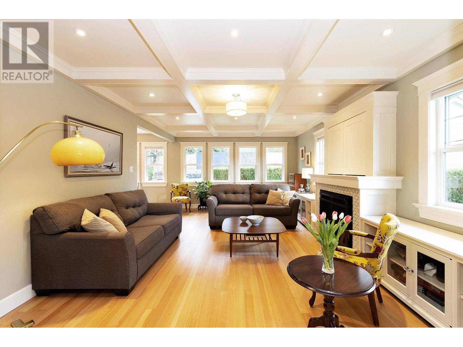 Port Moody, BC V3H2G1,2209 ST. GEORGE STREET