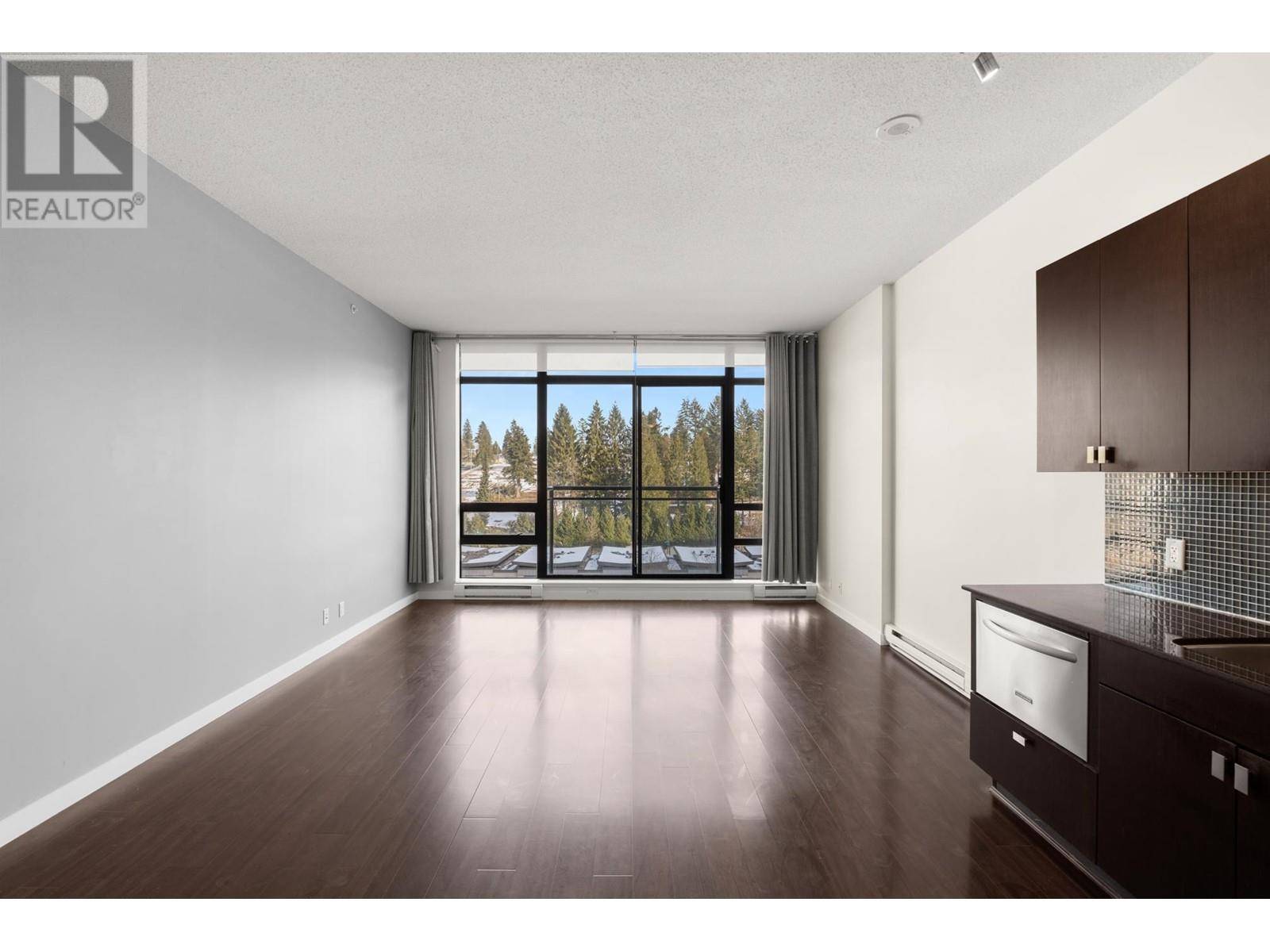 Port Moody, BC V3H0E2,121 BREW ST #704