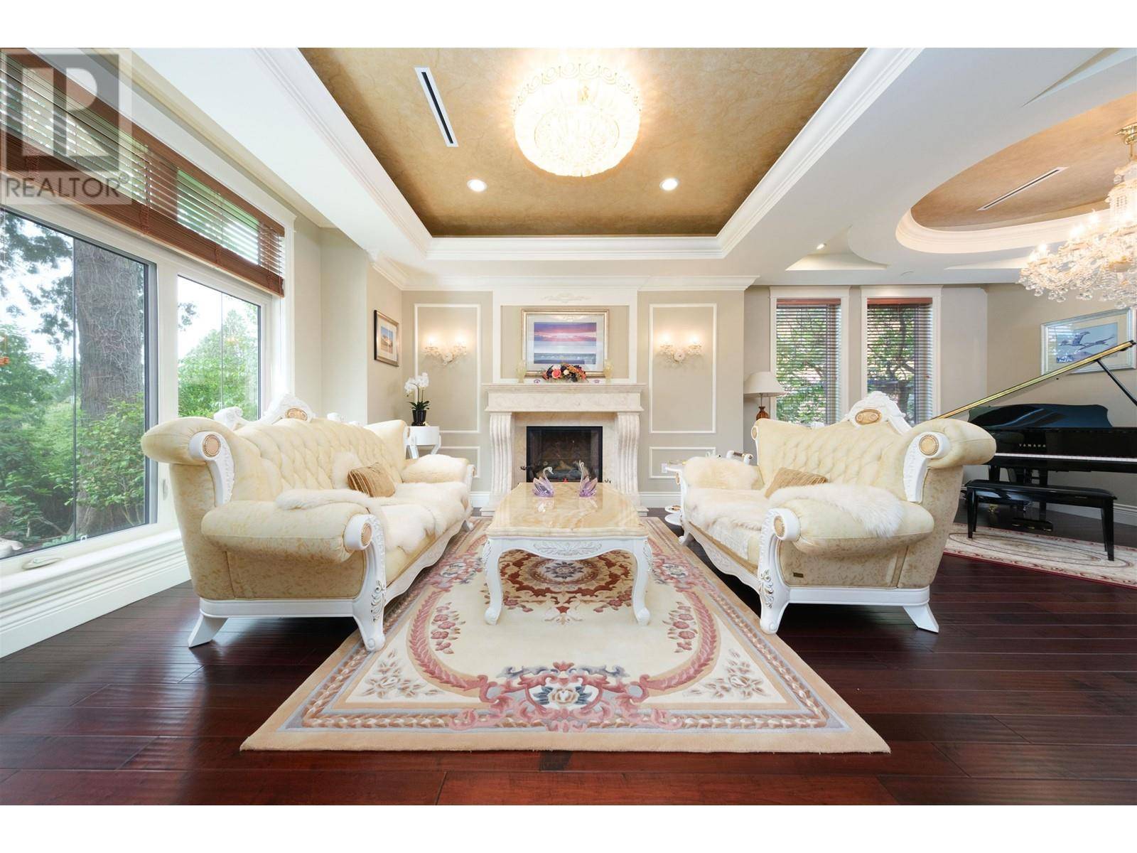 Vancouver, BC V6N3S5,2769 W 49TH AVENUE