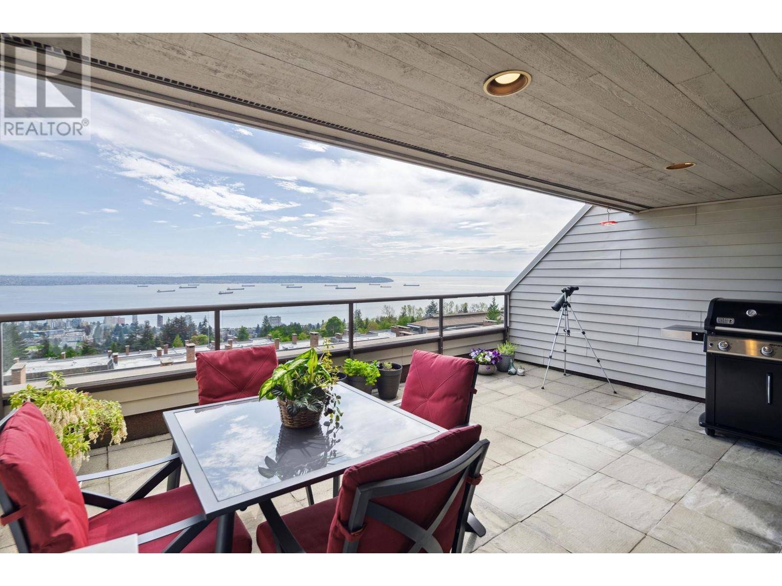 West Vancouver, BC V7S2X7,2250 FOLKESTONE WAY #47