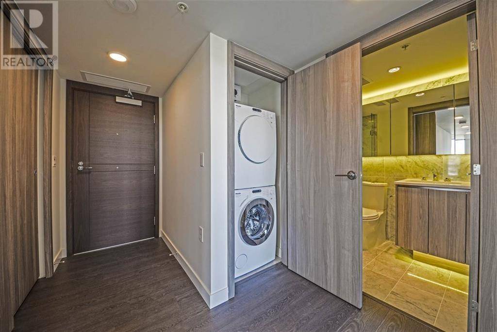 Vancouver, BC V5X0H5,433 Southwest MARINE DR #1503