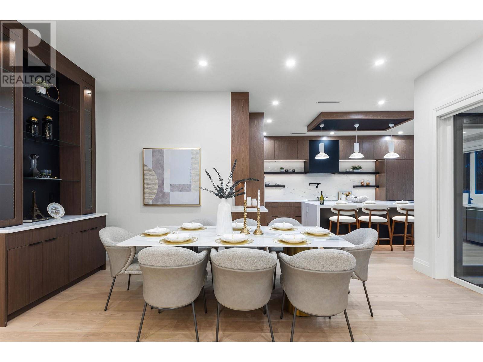 Burnaby, BC V5E1Y5,7370 BURRIS STREET
