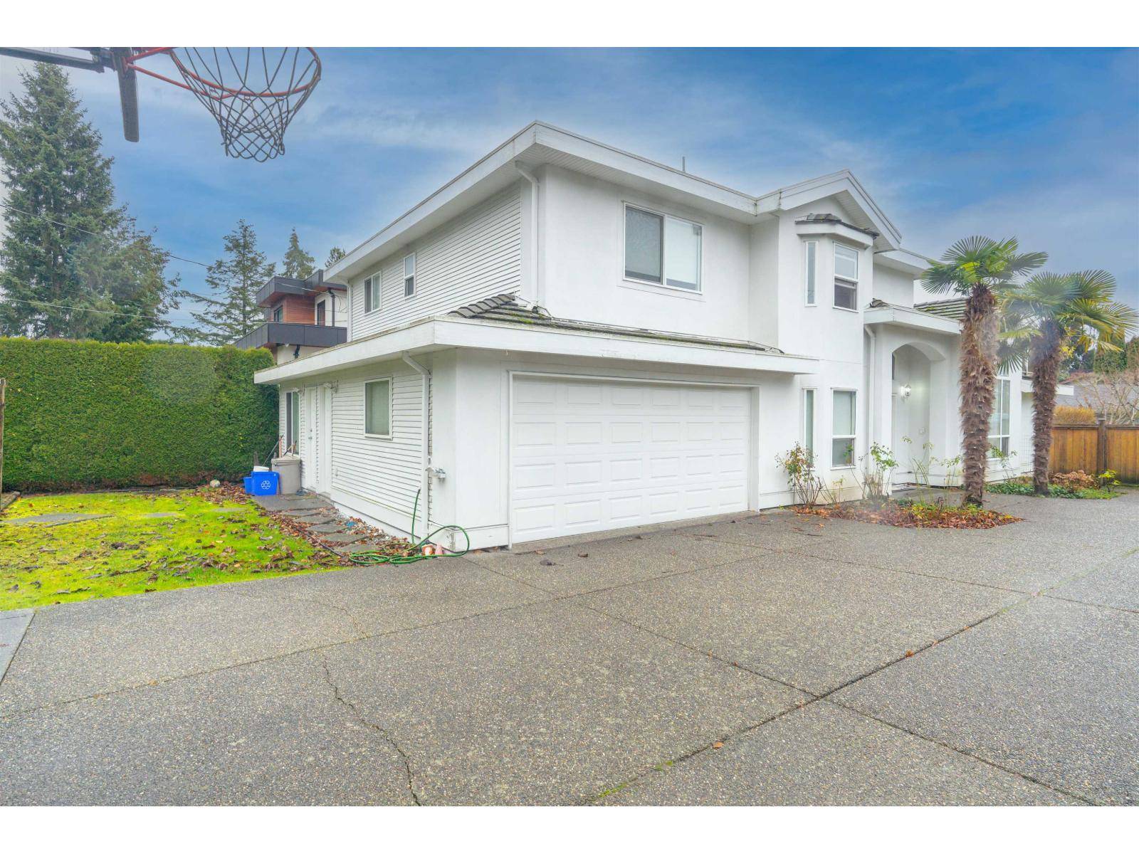 White Rock, BC V4B4P8,1388 LEE STREET