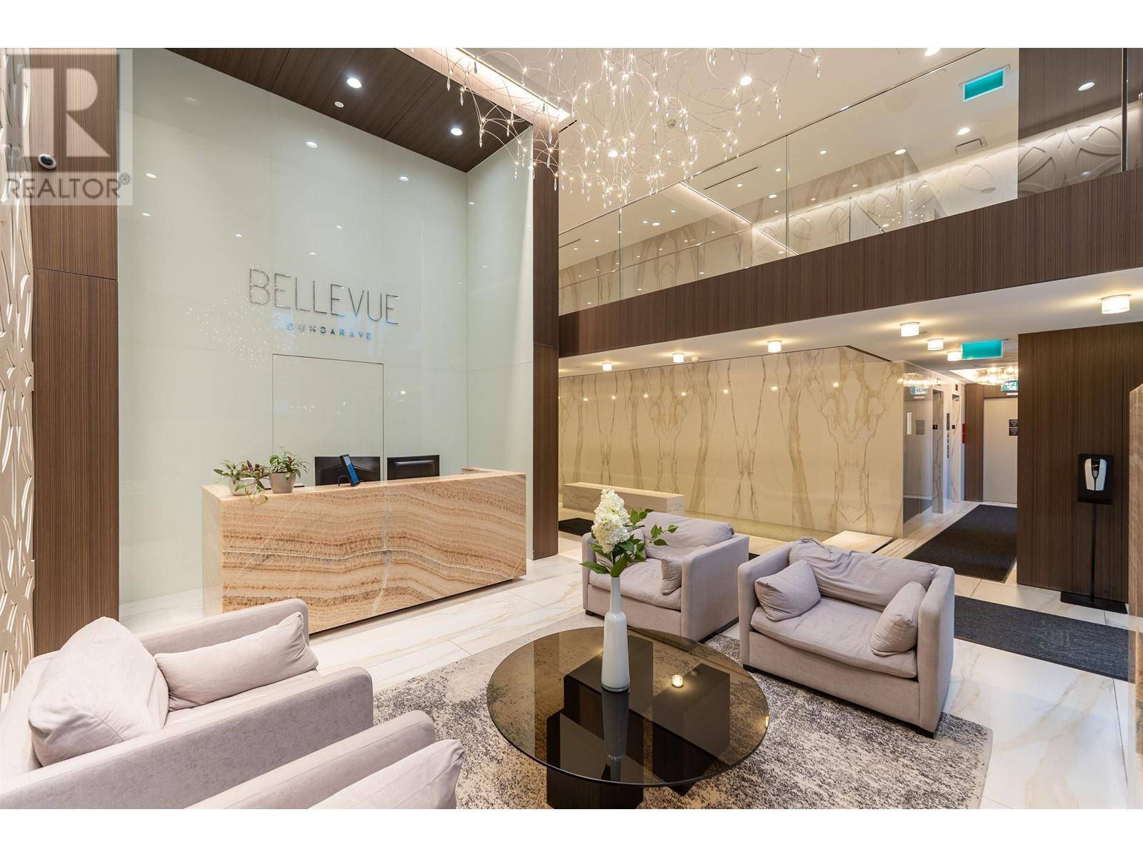 Vancouver, BC V7V1C5,2289 BELLEVUE AVE #1002