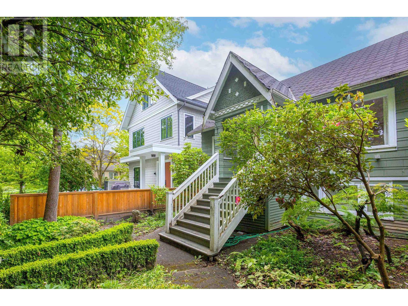 Vancouver, BC V6K2X8,3012 W 14TH AVENUE