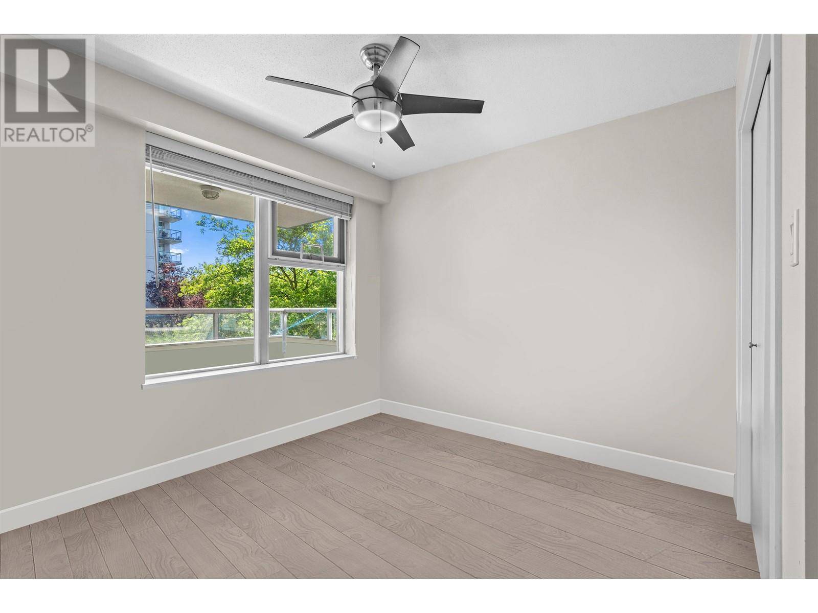Port Moody, BC V3H5L8,235 GUILDFORD WAY #202