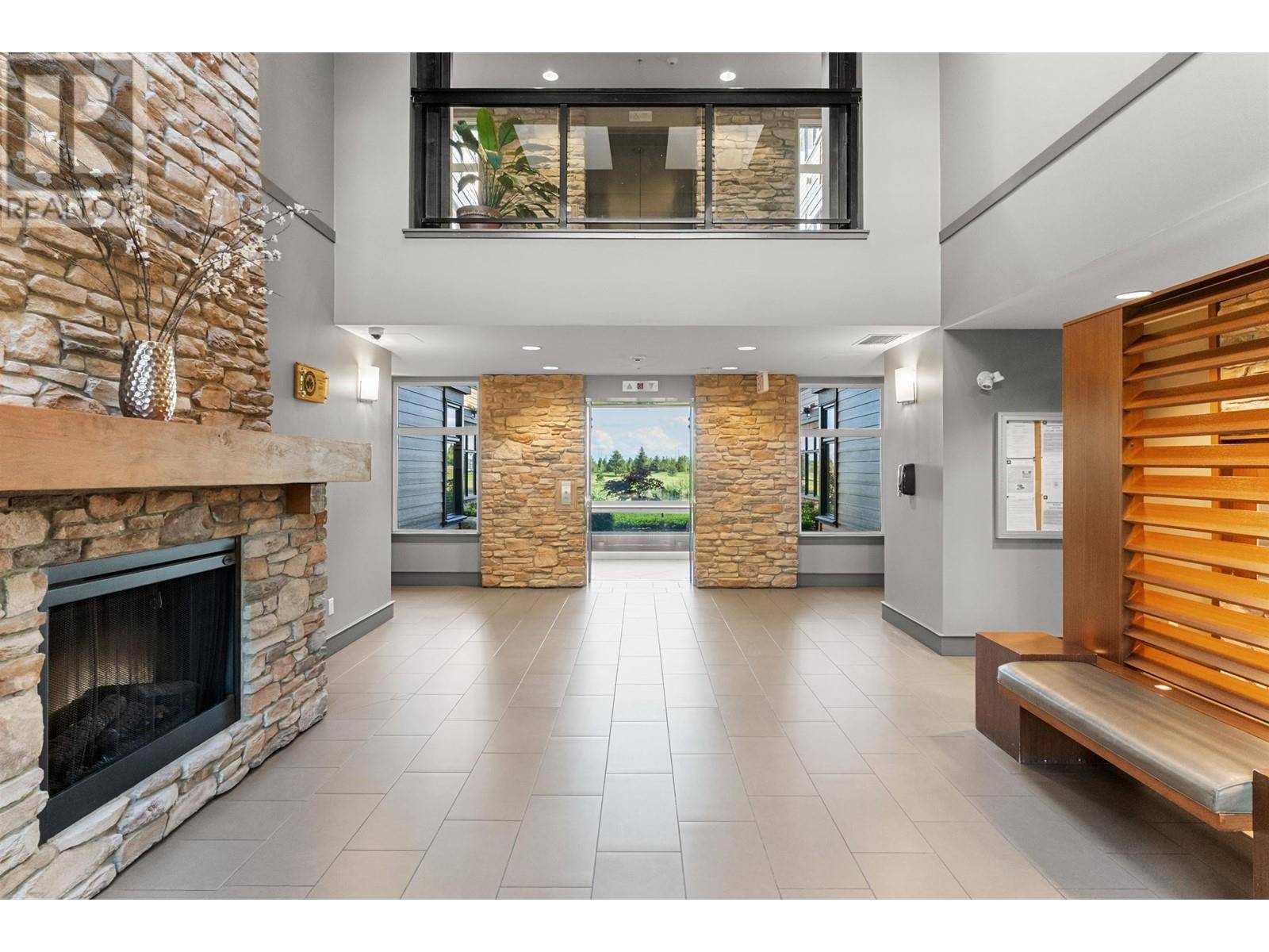 Tsawwassen, BC V4M0A2,5099 SPRINGS BLVD #113
