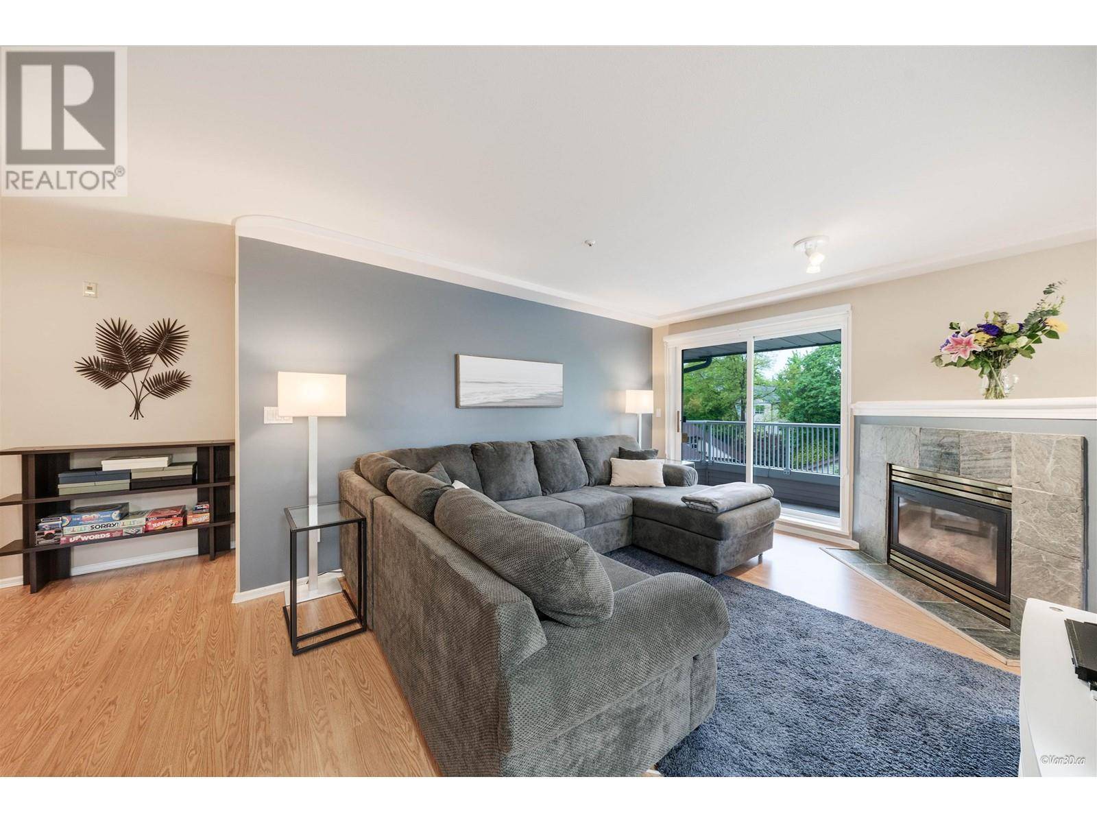 Pitt Meadows, BC V3Y2R1,11960 HARRIS RD #305