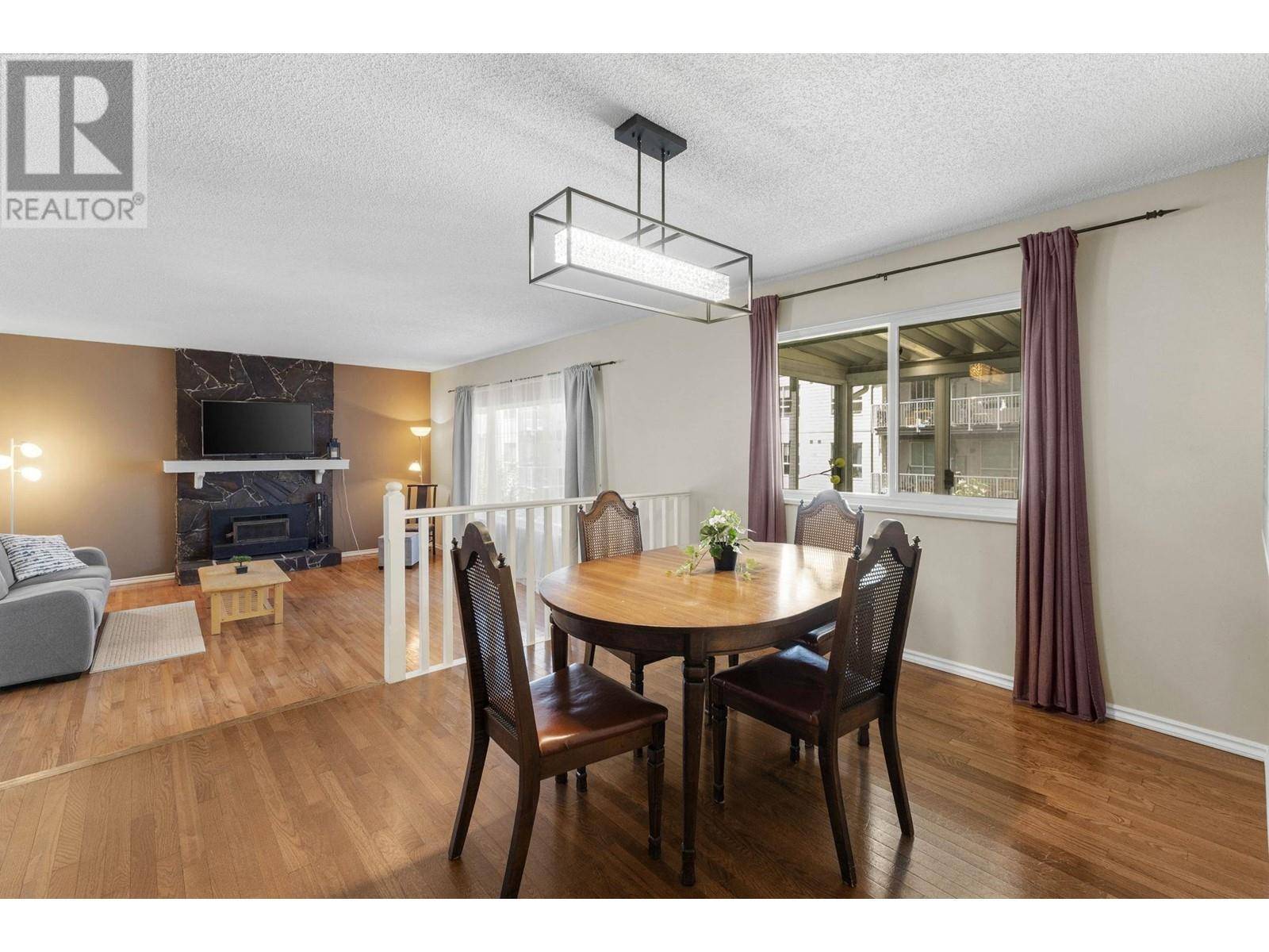 Port Moody, BC V3H3J8,171 EDWARD CRESCENT