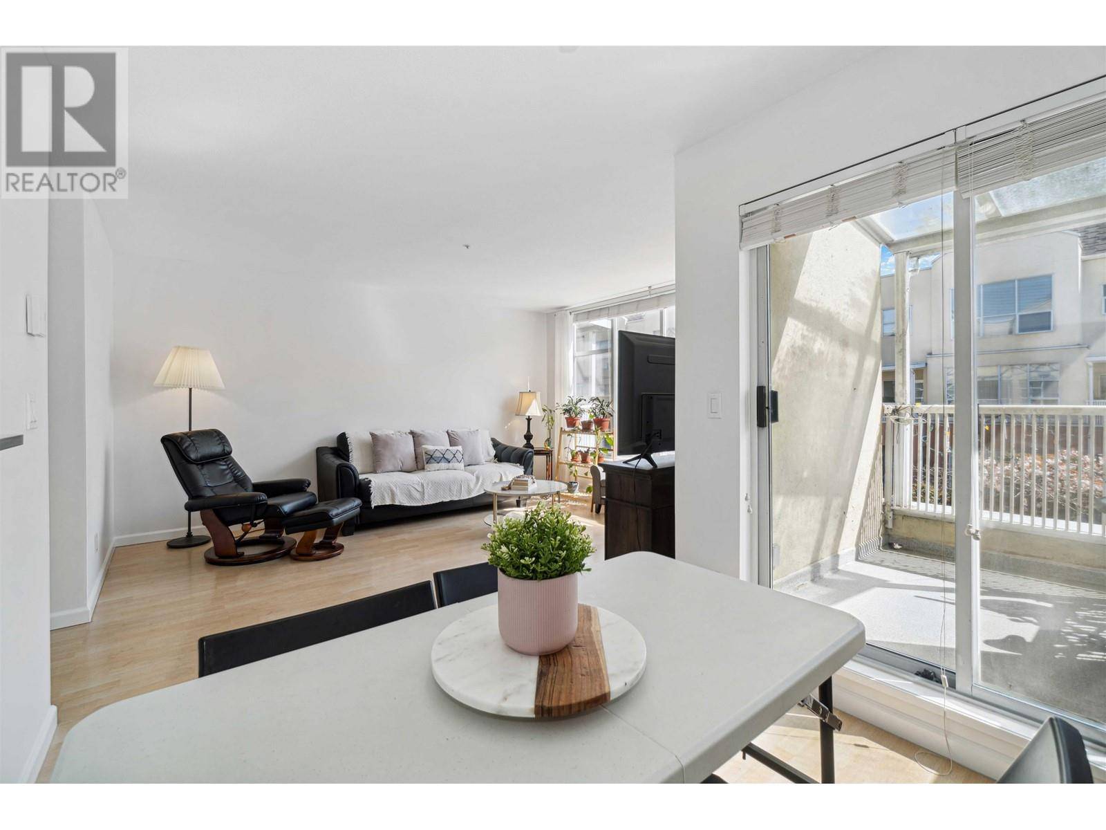 Richmond, BC V6Y3W9,8333 JONES RD #378