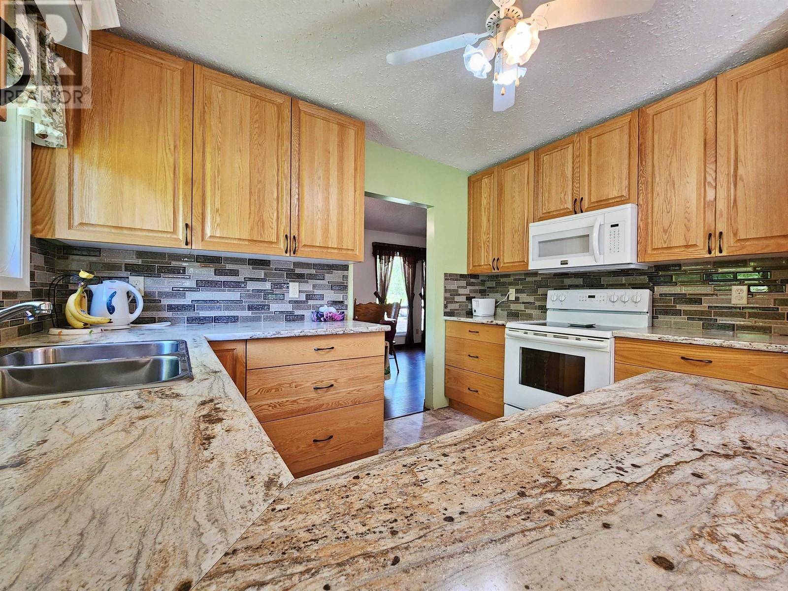 Quesnel, BC V2J4S8,1116 RED BLUFF ROAD