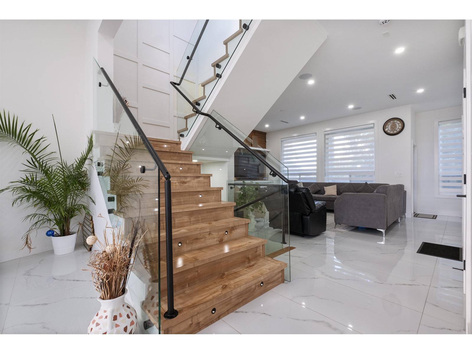 Surrey, BC V3S3H8,6342 150A STREET