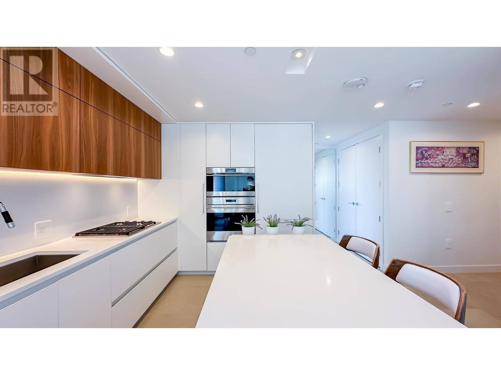 Vancouver, BC V6B0R6,885 CAMBIE ST #2301