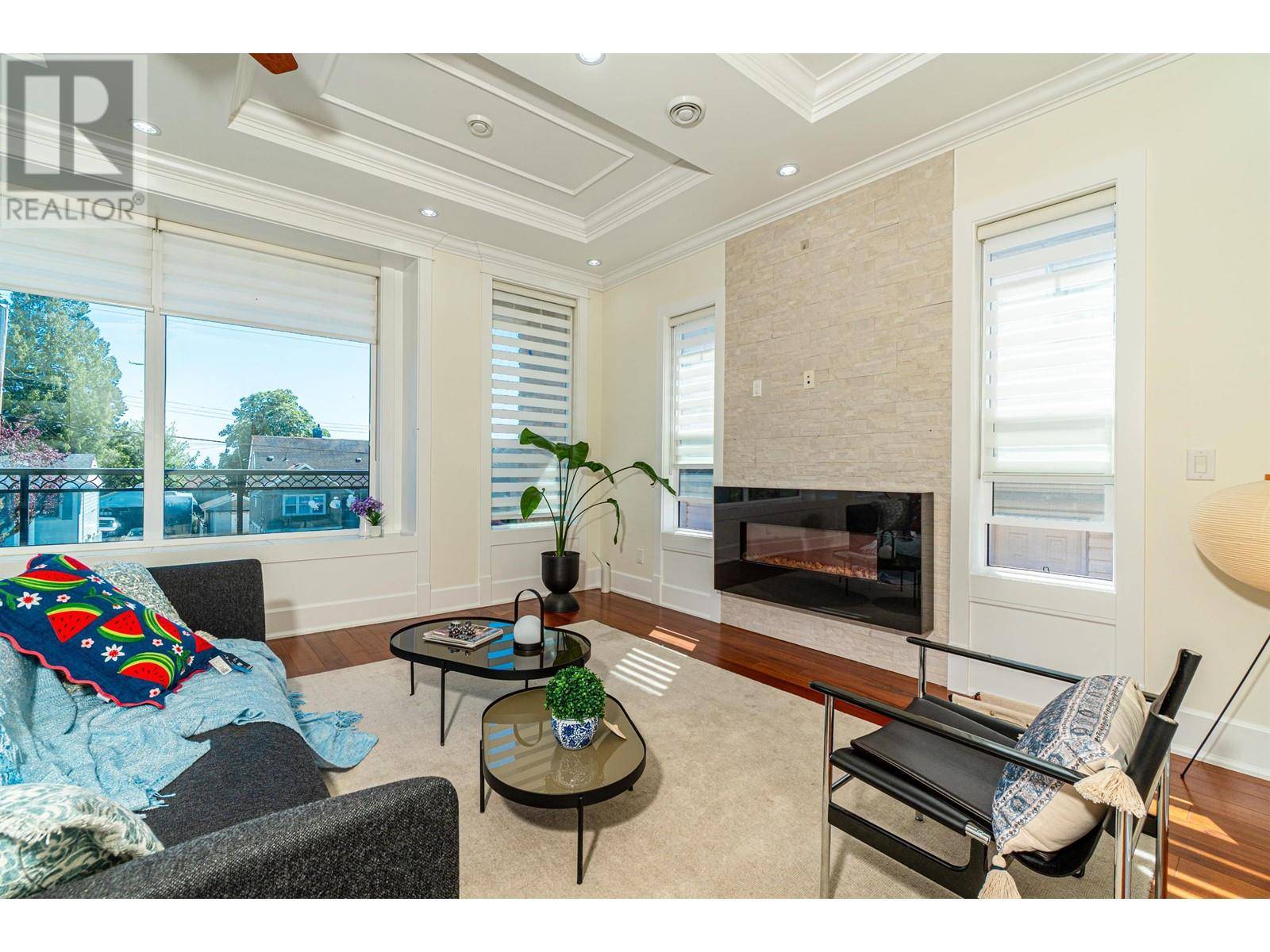 Burnaby, BC V5J1V4,4215 WATLING STREET