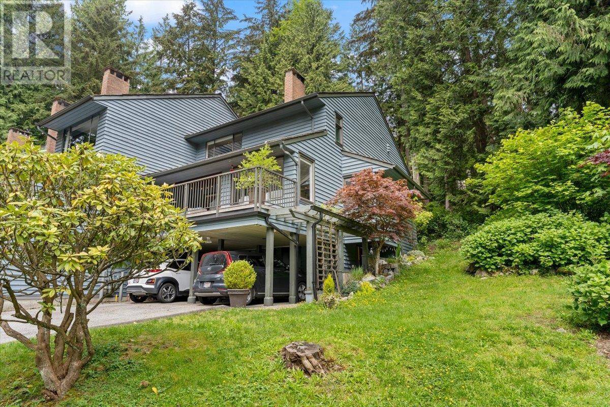 North Vancouver, BC V7K2Y3,818 FREDERICK ROAD