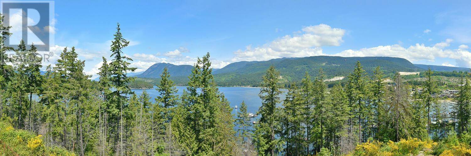 Sechelt, BC V7Z0L8,5780 MARINE WAY #302