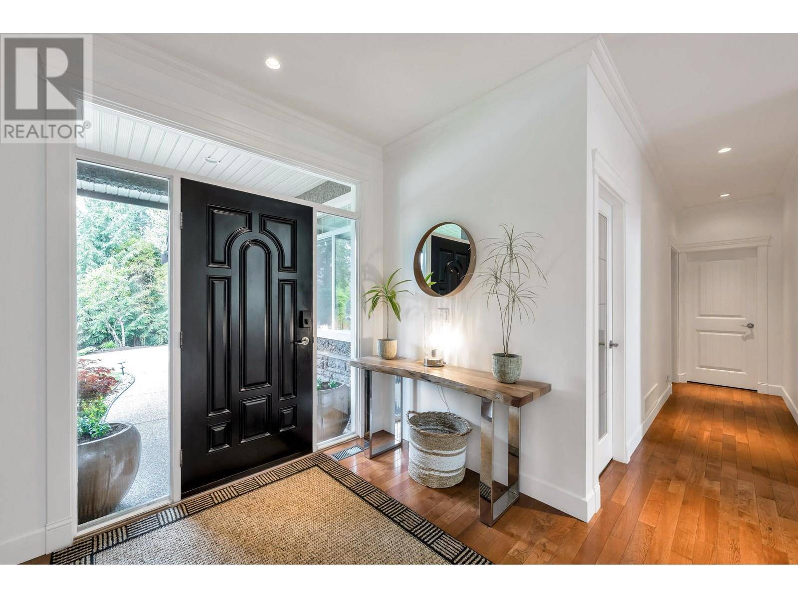Anmore, BC V3H4Y5,7 ALDER WAY