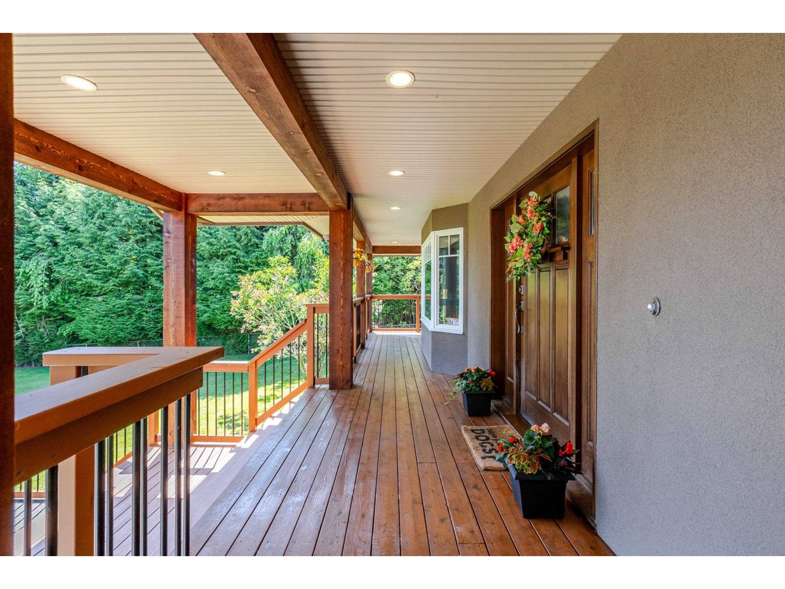 Surrey, BC V3Z9W1,2073 183RD STREET