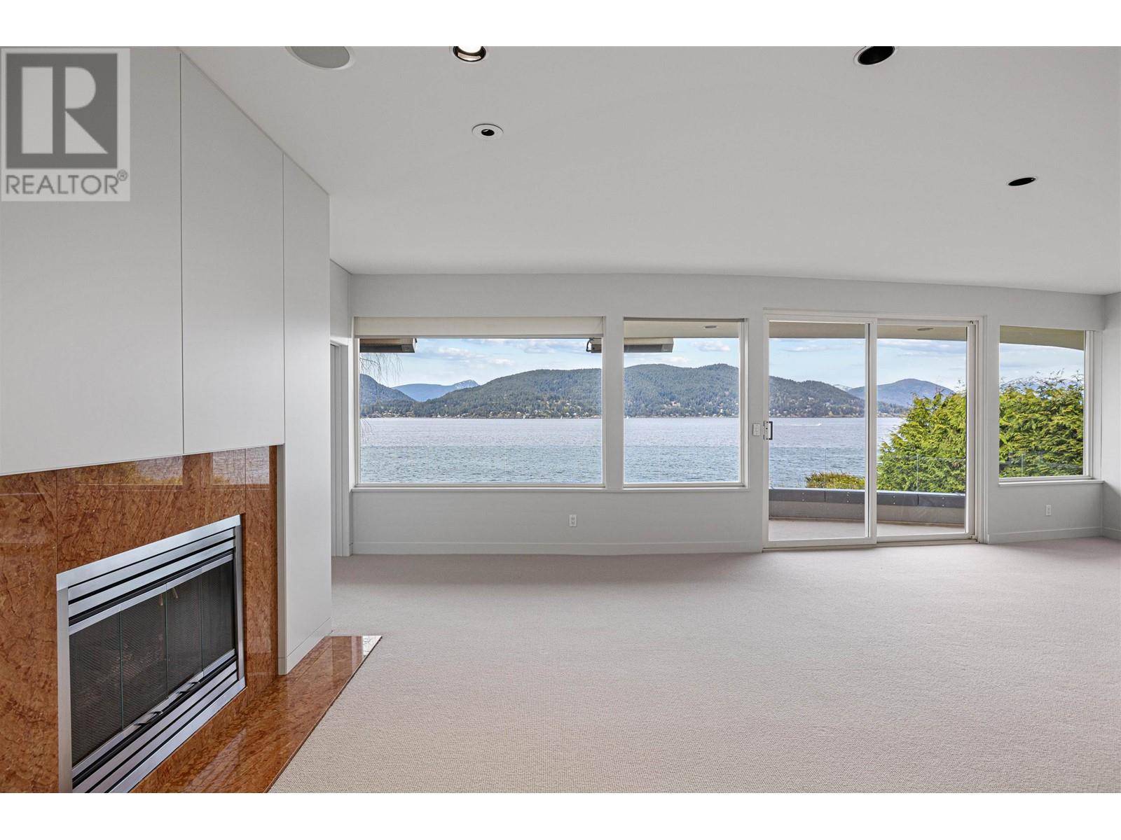 West Vancouver, BC V7W2L5,XXXX ARBUTUS ROAD