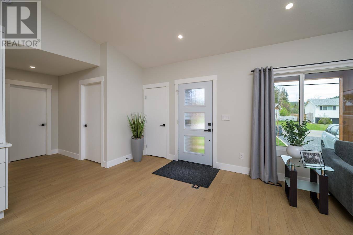 Prince George, BC V2K1E4,4285 CRAIG DRIVE
