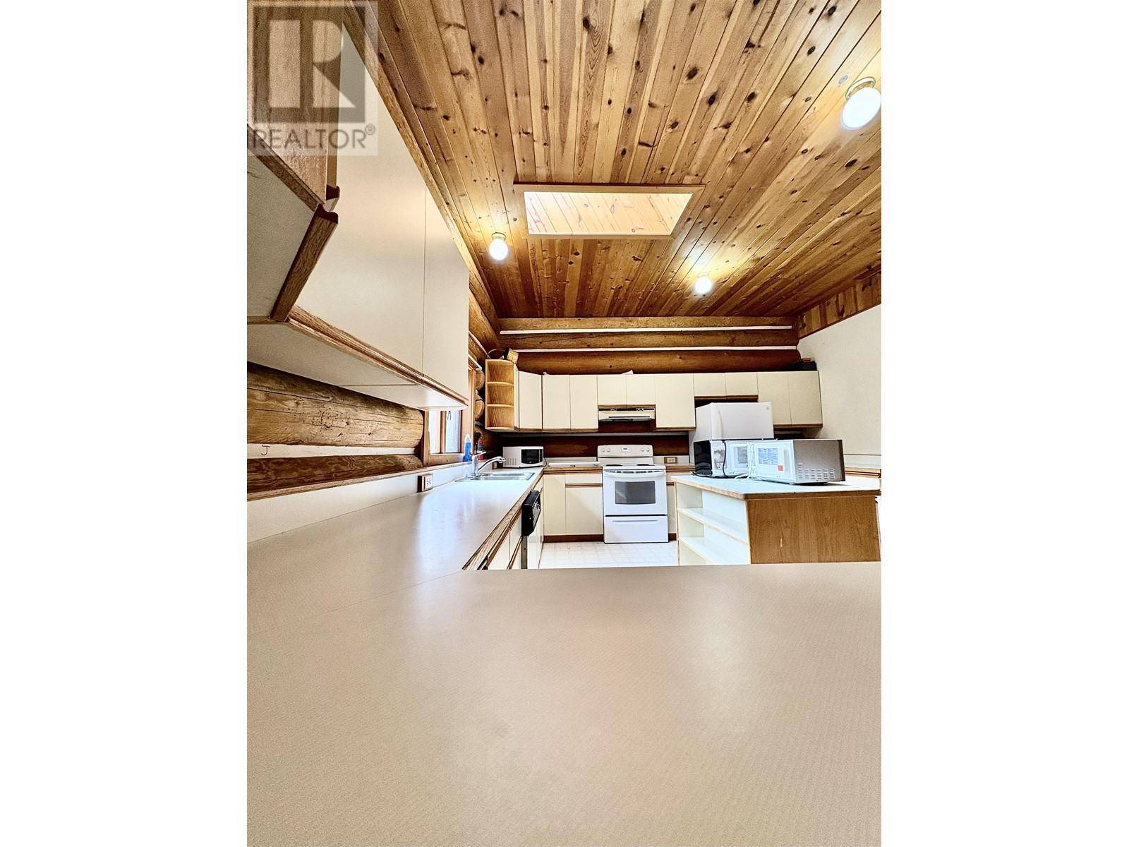 Terrace, BC V8G4R6,3804 SPRING CREEK DRIVE
