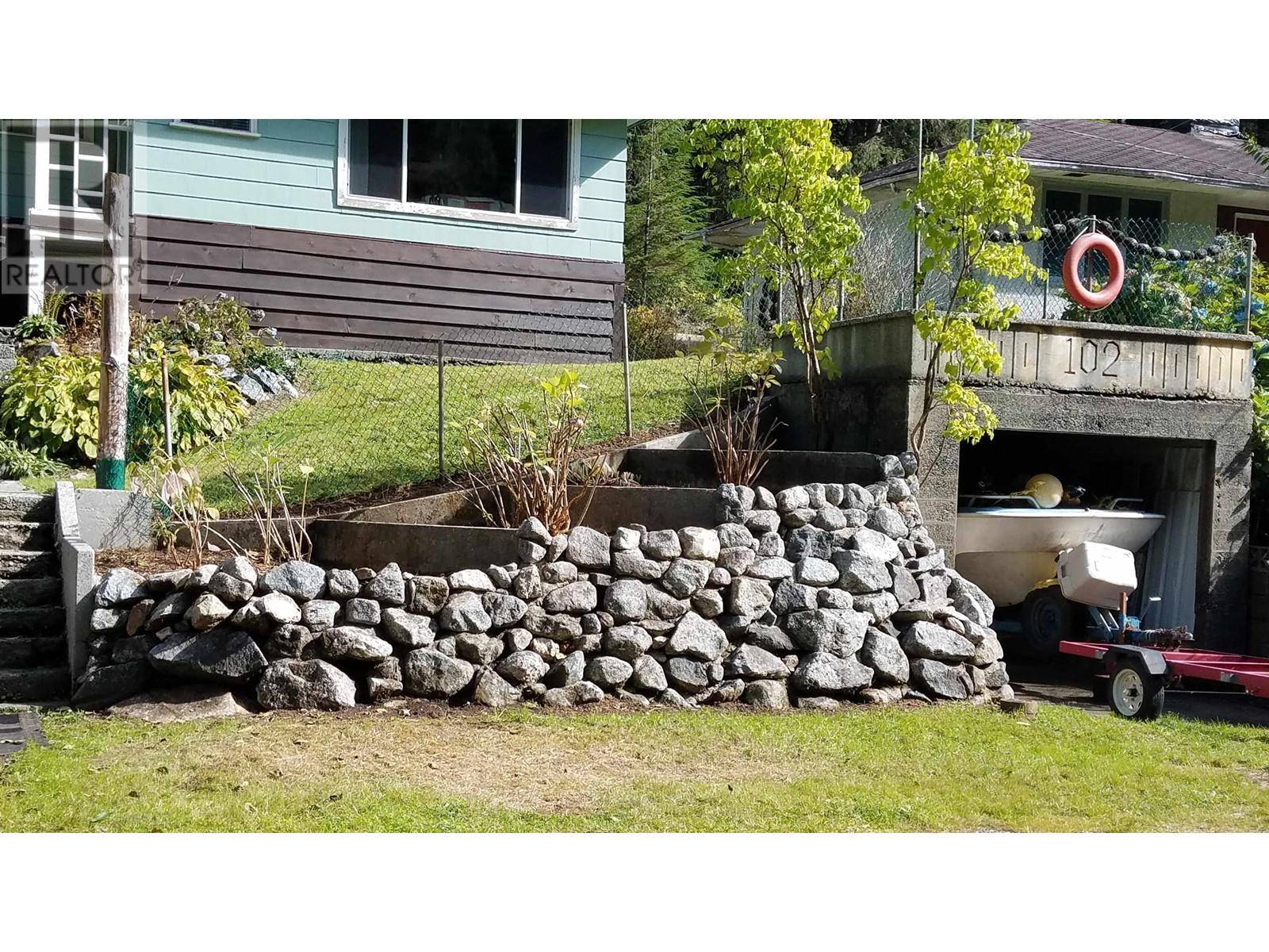 Bella Coola, BC V0P1P0,102 GARDEN DRIVE