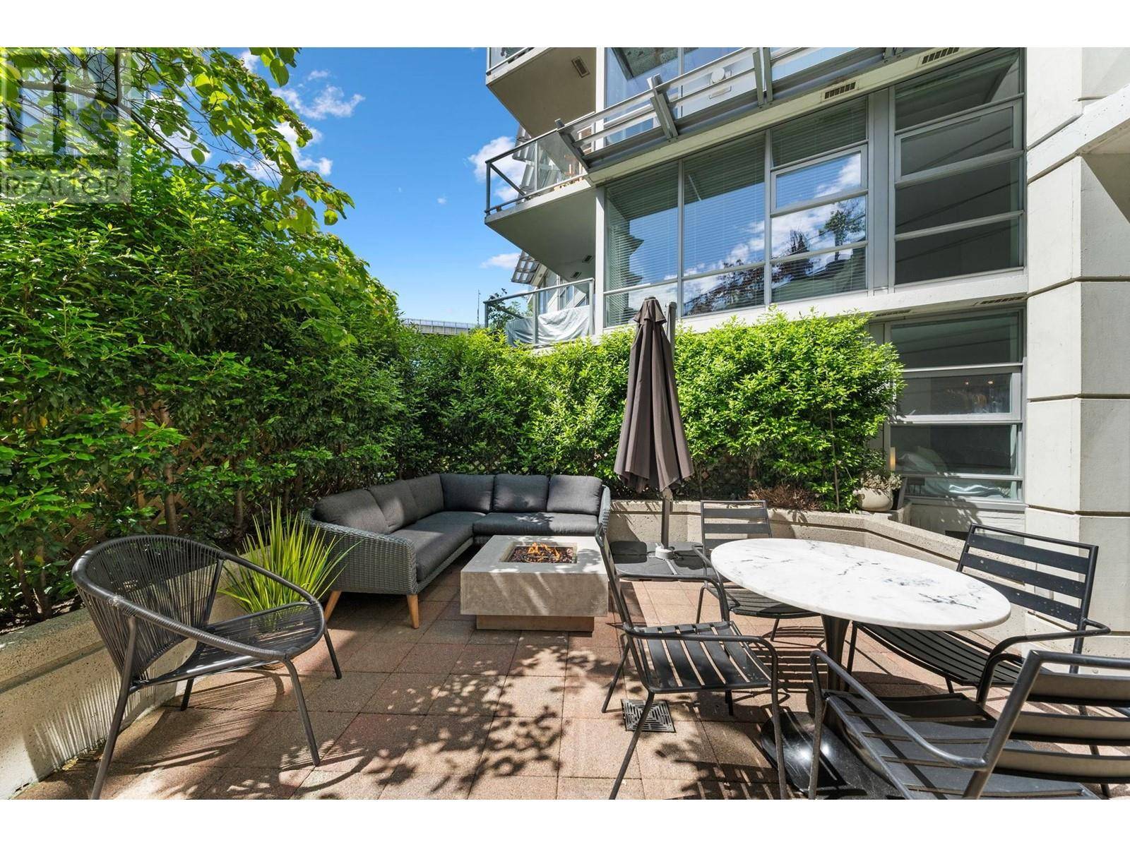Vancouver, BC V6Z3H4,638 BEACH CRES #101