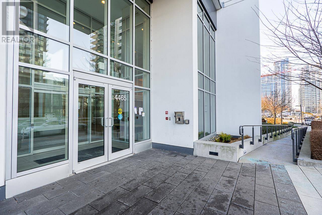 Burnaby, BC V5C0L8,4465 JUNEAU ST #707