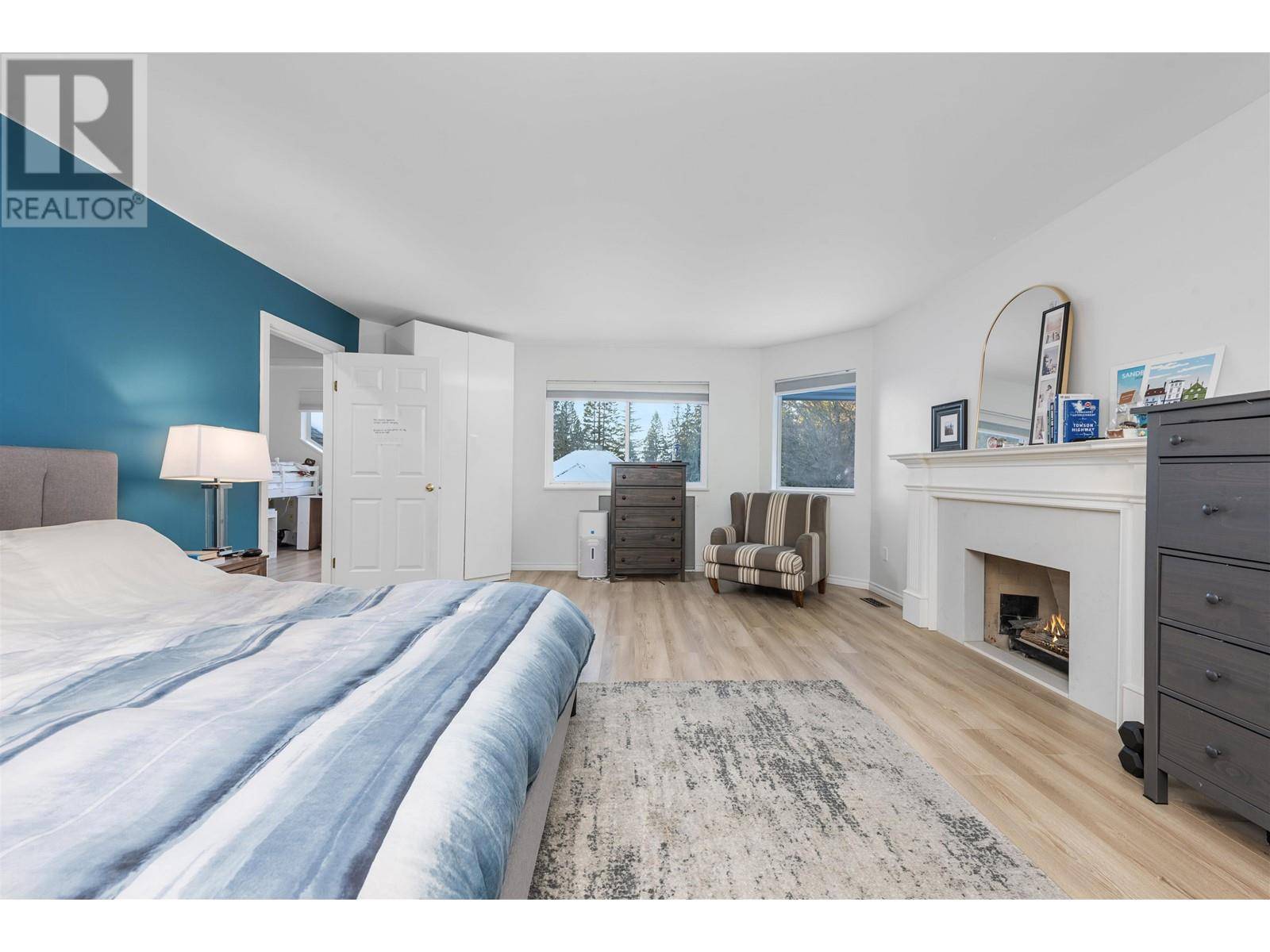 West Vancouver, BC V7W3B7,6755 DUFFERIN AVENUE