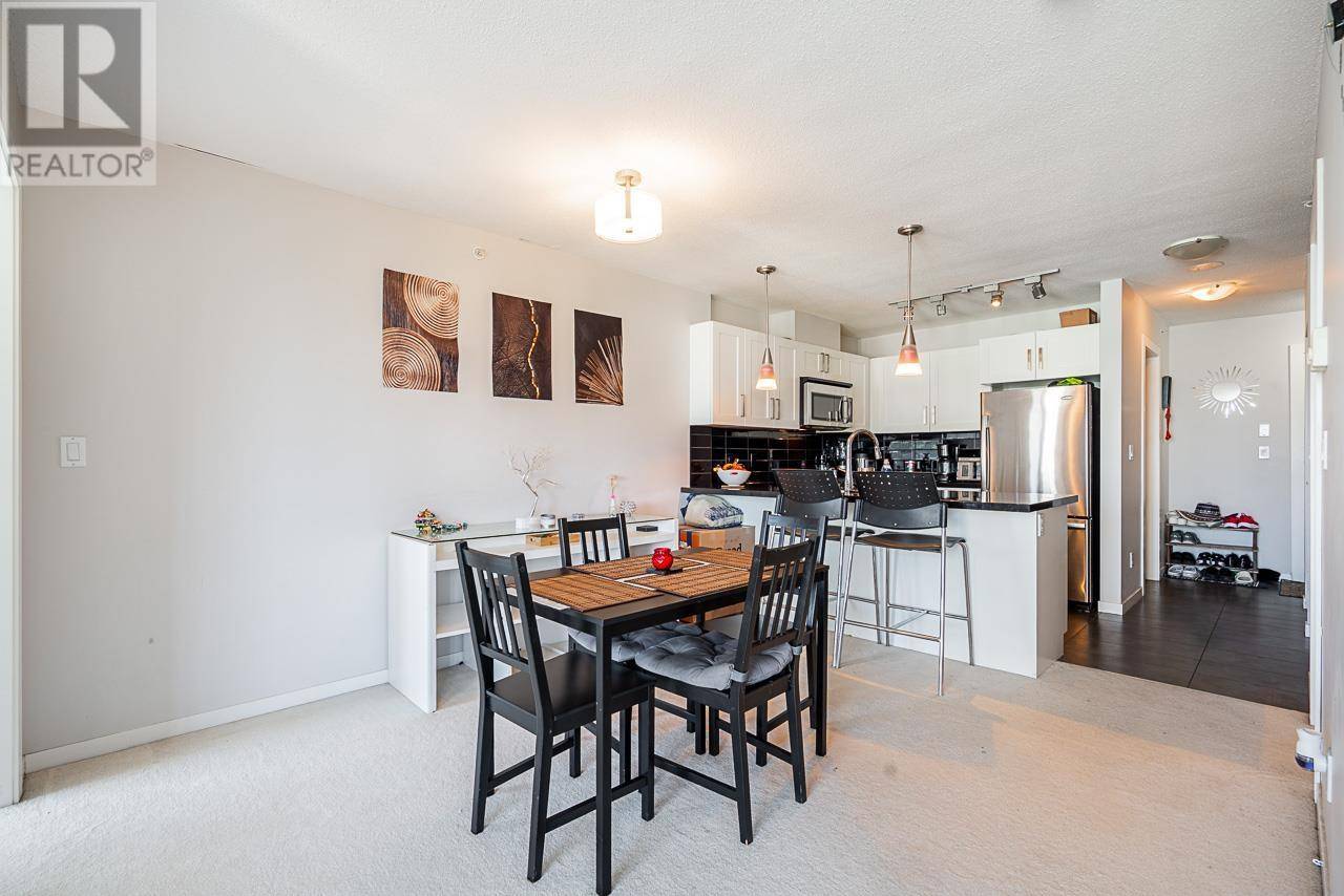Burnaby, BC V5C0E9,2133 DOUGLAS RD #2305