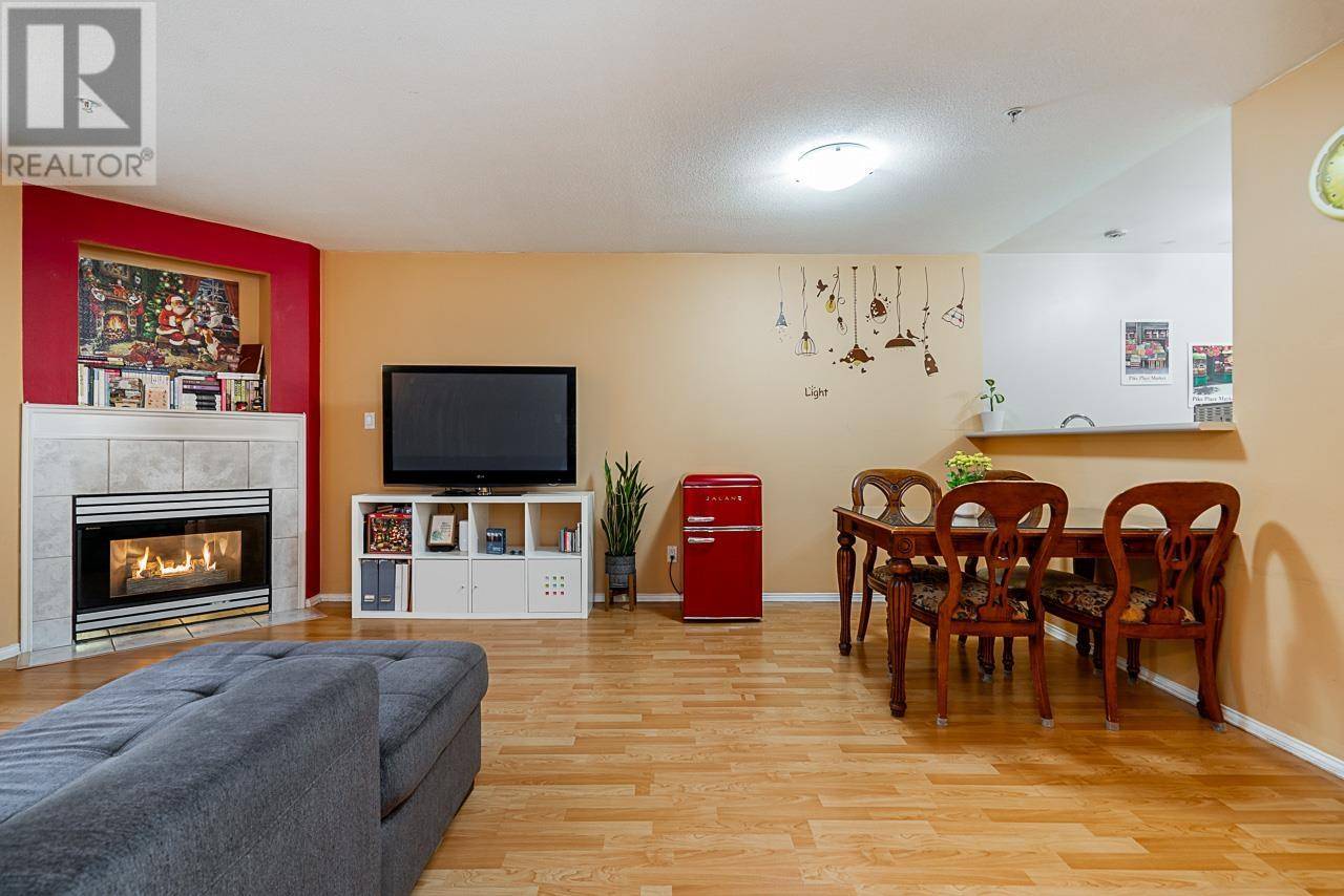 Port Coquitlam, BC V3C1Z1,2485 ATKINS AVE #211