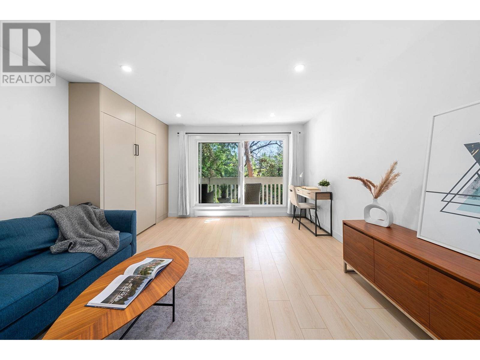 Vancouver, BC V5N1C8,1545 East 2ND AVE #203