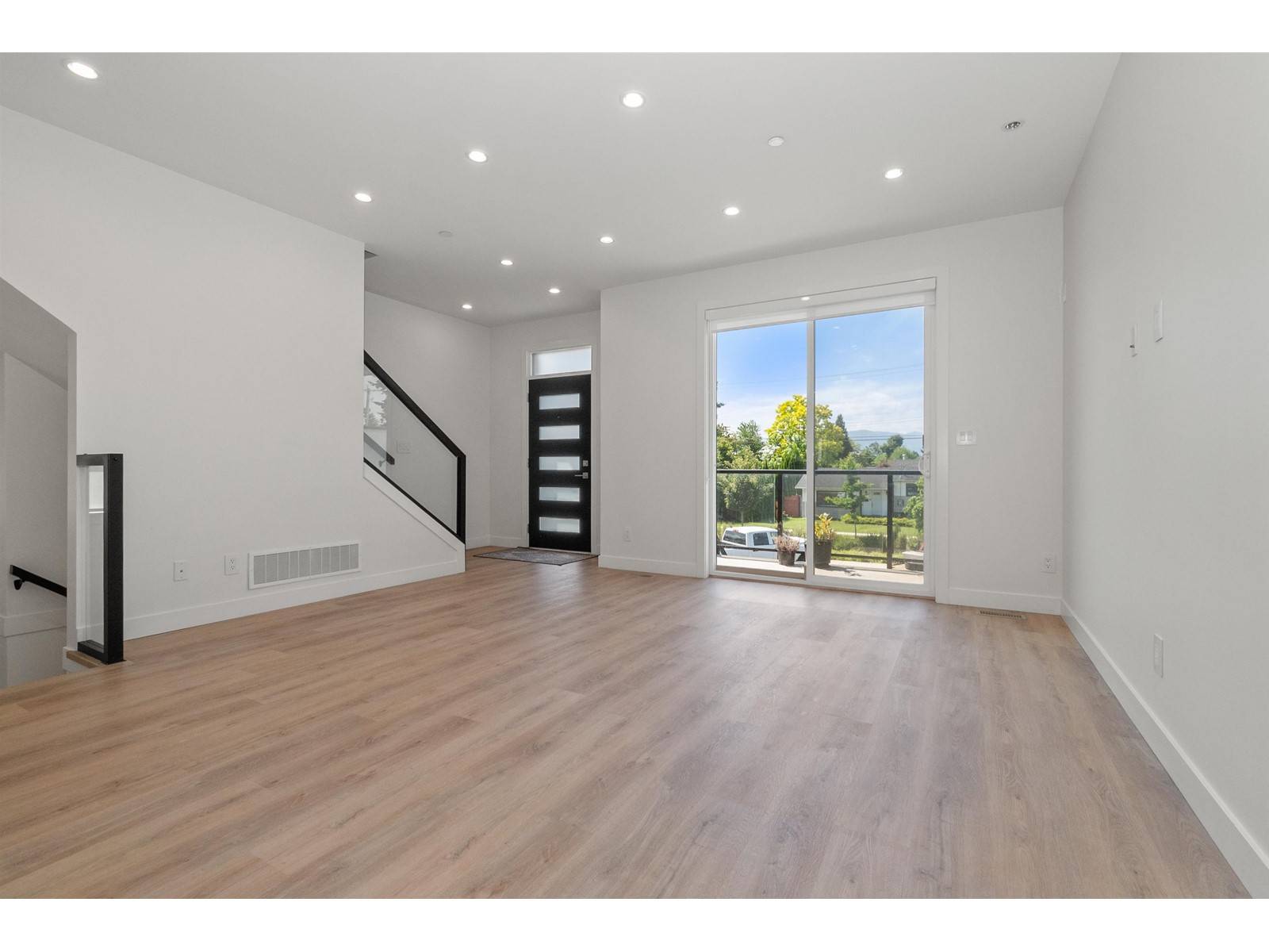 Chilliwack, BC V2P0J9,45437 SPADINA AVE #3