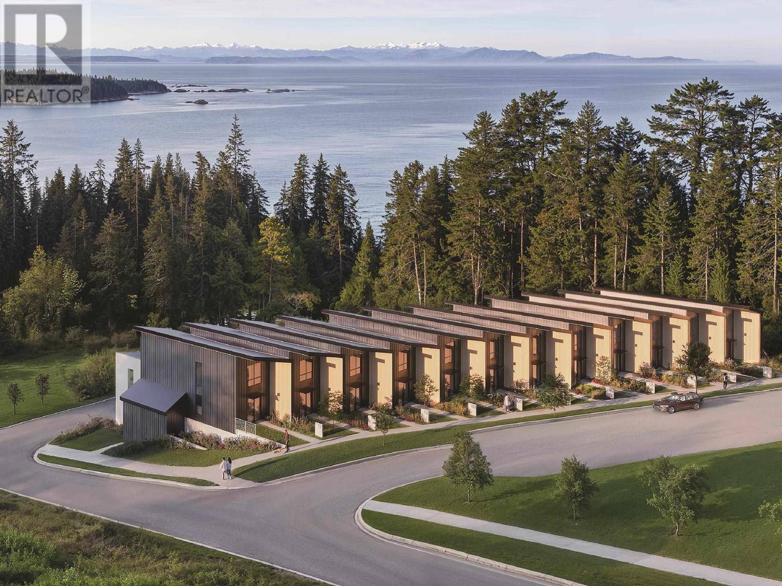 Sechelt, BC V7Z0N6,6409 LILAC STREET