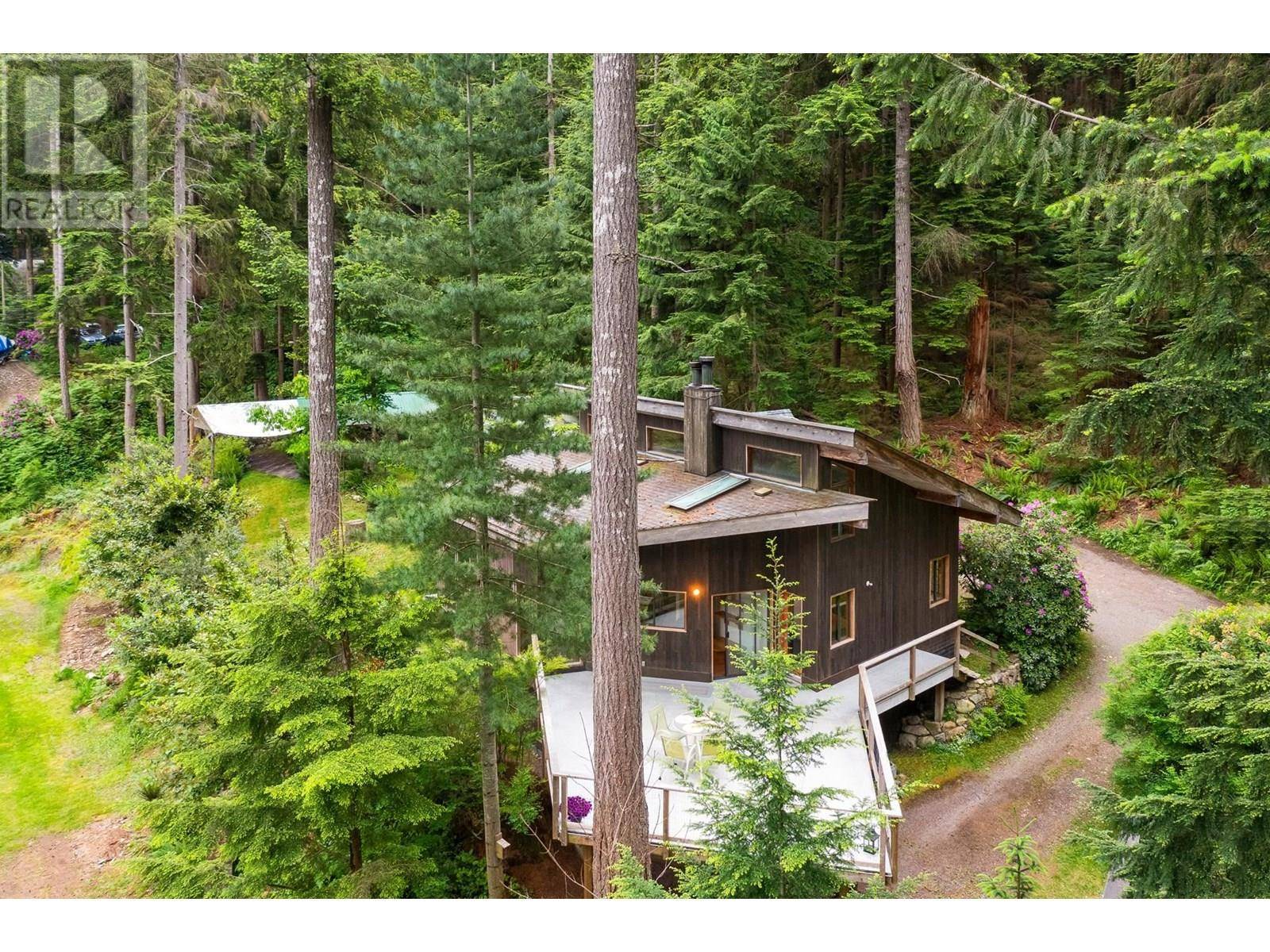 Bowen Island, BC V0N1G2,564 COWAN ROAD